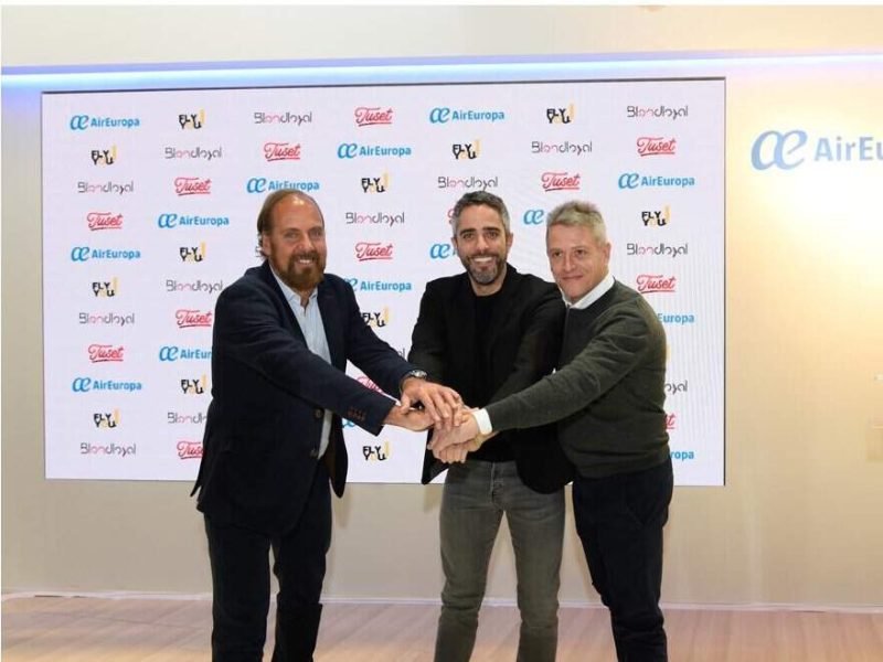 Rafael-Brull-director-marketing-Air-Europa-Roberto-Leal-CEO-BLONDLOYAL-Enric-Company-Tuset-Agency-programapublicidad