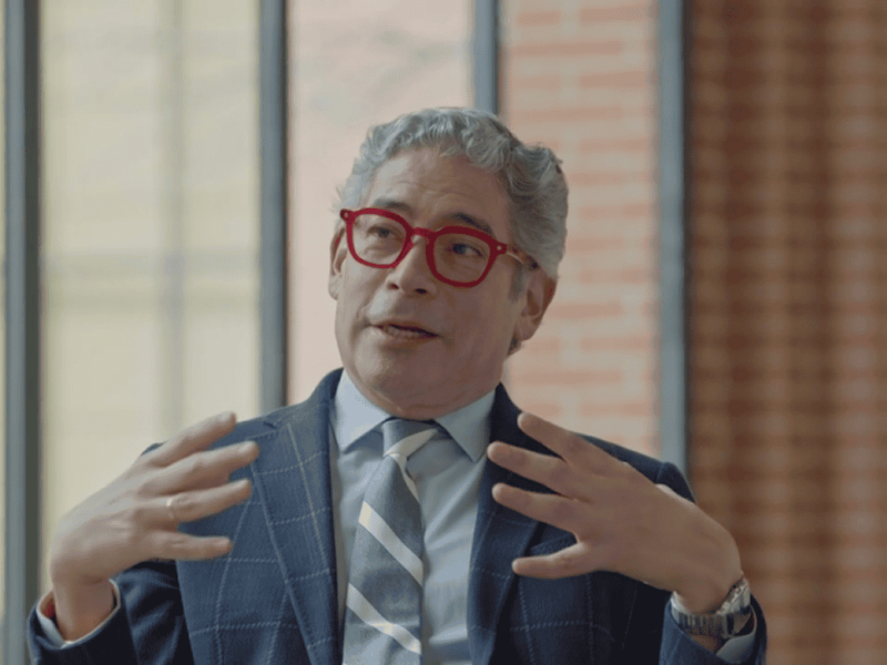 Uno de tres millones Blondloyal